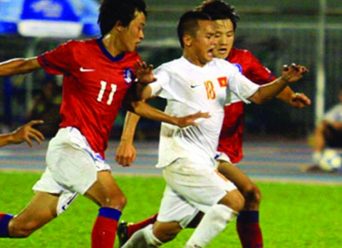 Lứa U-19 Việt Nam ba năm trước từng nổi đình nổi đám ở giải châu Á thì ba năm sau khi khoác áo U-22 Việt Nam đã thua tan nát các đối thủ. (Ảnh: Xuân Huy)