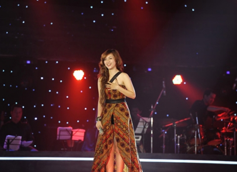 Đinh Hương đã khiến cả 4 vị giám khảo The Voice bị 