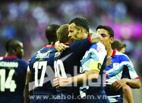 Cả xứ Wales đang đứng phía sau Craig Bellamy và Ryan Giggs