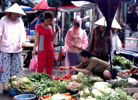 Thực phẩm tăng giá đột biến do mưa bão (Ảnh minh họa)