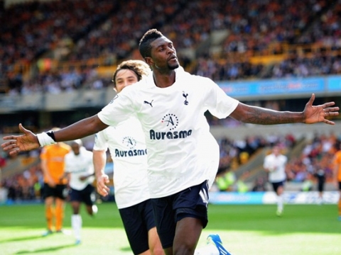 Adebayor đóng góp 18 bàn cho Spurs mùa trước