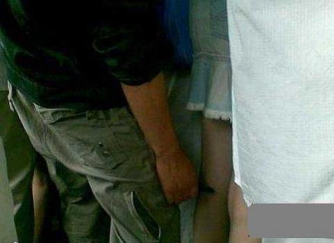 Người đàn ông đã phạm tội danh có hành vi dâm dục với phụ nữ