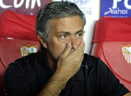 Mourinho bất lực?