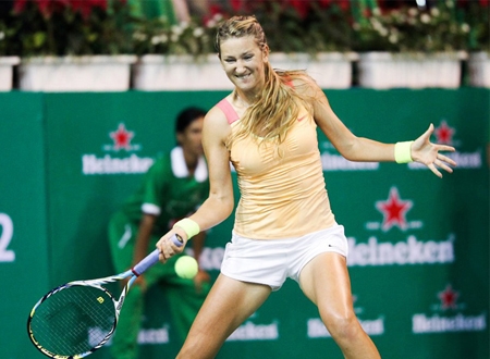 Azarenka thi đấu cực kỳ nghiêm túc