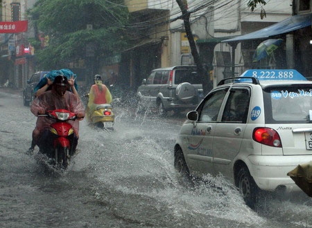 Mưa lớn gây ngập úng trên một số địa bàn (Ảnh minh họa)