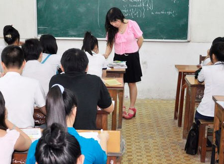 Quỳnh Trâm hiện là một giáo viên dạy luyện thi đại học tại TP HCM.