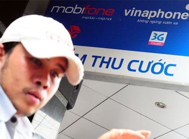 Điểm thu cước MobiFone và Vinaphone trên đường Trần Hưng Đạo, Q.1, TP.HCM