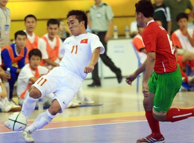 Giành thắng lợi 7-3 trước Indonesia, Tuyển Futsal VN đoạt HCĐ giải Futsal ĐNÁ 2013