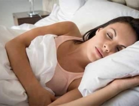 Một nghiên cứu của Viện dược phẩm cho giấc ngủ Mỹ đối với hơn 50.000 người phát hiện, những người ngủ quá ít hoặc quá nhiều đều có xu hướng dễ mắc hàng loạt vấn đề về thể chất và tâm thần.