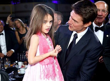 Tom Cruise và con gái bé bỏng Suri
