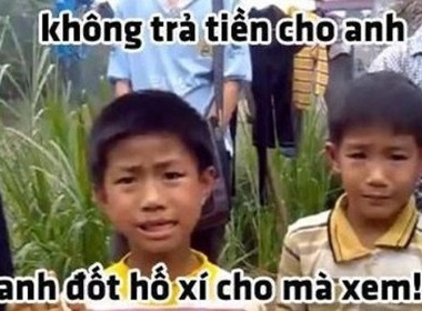 Không trả quà, anh đốt hố xí