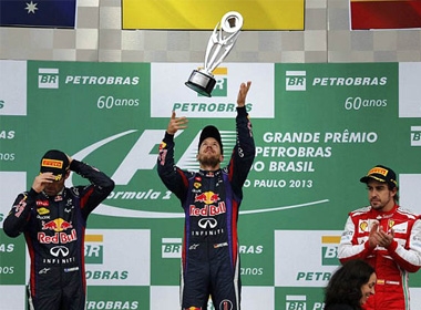 Sebastian Vettel lên ngôi ở Brazil GP