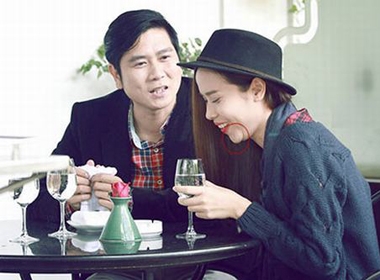 Liệu có phải bà mẹ 1 con này cũng đã phải nhờ tới dao kéo để có được vẻ đẹp cuốn hút hơn như bây giờ?