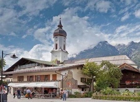 Thị trấn cổ Garmisch-Partenkirchen