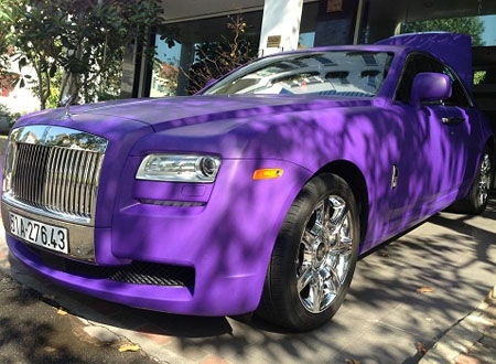 Rolls-Royce Ghost mang màu tím mờ độc đáo tại Việt Nam