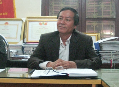 Ông Nguyễn Trung Đài - Chủ nhiệm ủy ban kiểm tra huyện ủy Thọ Xuân trao đổi sự việc