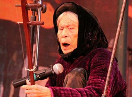 Nghệ nhân Hà Thị Cầu