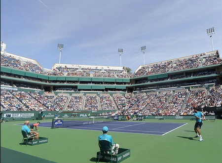 Toàn cảnh sân trung tâm ở Indian Wells Masters 1000