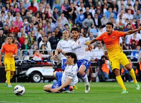 Thiago mở tỷ số cho Barca