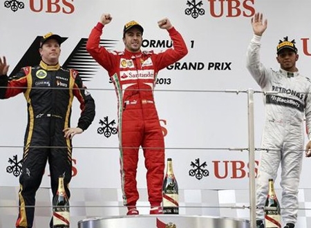 Alonso chiến thắng ở Thượng Hải