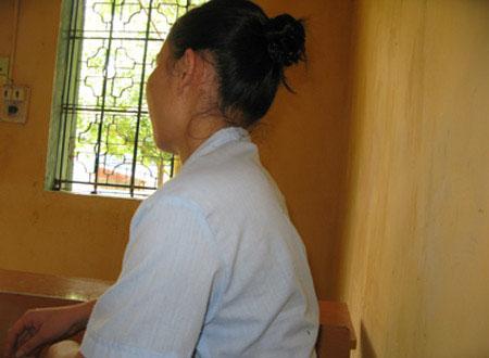 Vì bị kỳ thị, nhân vật trong ảnh đã dấn mình đi bán dâm để rồi bị nhiễm HIV.