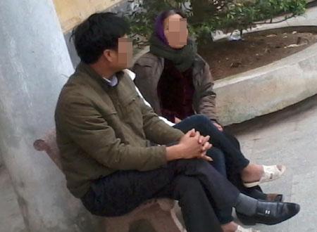 Người nhà anh S. vẫn còn chưa kết bàng hoàng sau vụ việc.