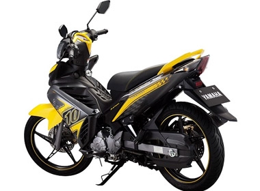 Yamaha Exiter RC 2013 có bộ tem phong cách đường đua