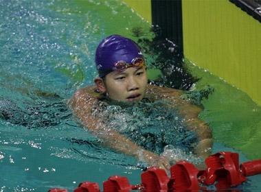 Ánh Viên thi đấu khá hay tại giải Charlotte UltraSwim 2013