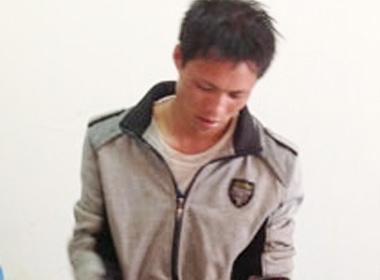 Phàn A Ly cùng tang vật bị thu giữ.