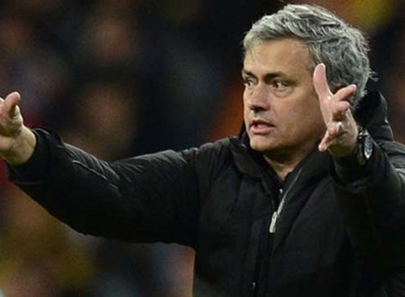 Mourinho chắc hiểu rõ Abramovich không thuộc mẫu người kiên nhẫn