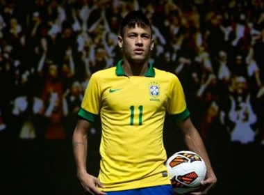 Neymar không chỉ là một siêu sao trên sân cỏ...