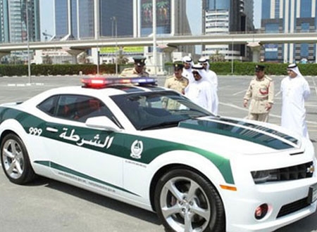 Thành viên mới nhất trong đội xe cảnh sát tại Dubai, Aston Martin One-77 Q Series. Ảnh Gt Spirit
