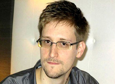 Edward Snowden - cựu nhân viên CIA.