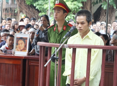 Thành khai vì hận tình nên sát hại Yến