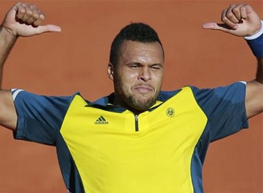 Tsonga vào bán kết Roland Garros