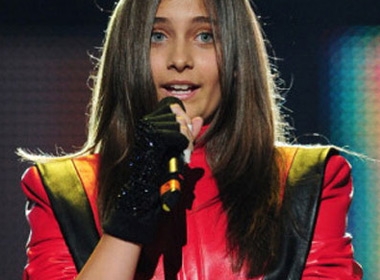 Paris Jackson phát biểu trong buổi diễn “Michael Forever”  tưởng nhớ về Michael Jackson tại The Millenium Stadium ở Cardill, Wales ngày 8.10.2011 -  Ảnh: AFP