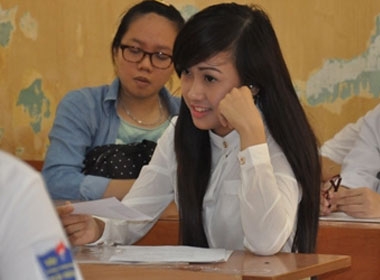 Thí sinh tham dự kỳ thi đại học cao đẳng năm 2013.