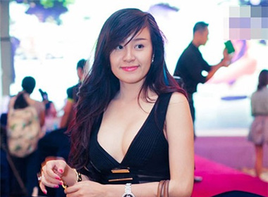 Bà Tưng khuynh đảo làng giải trí Việt