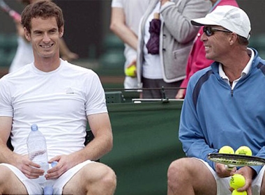 Ivan Lendl (phải) đã giúp Murray lập nên kỳ tích