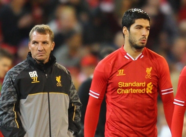 HLV Brendan Rodgers và Luis Suarez đã không còn nhìn cùng một hướng