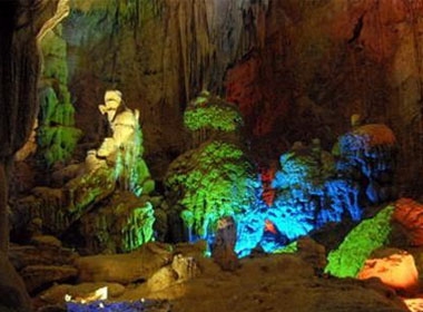 Phong Nha - Kẻ Bàng được UNESCO công nhận là Di sản thiên nhiên thế giới từ năm 2003