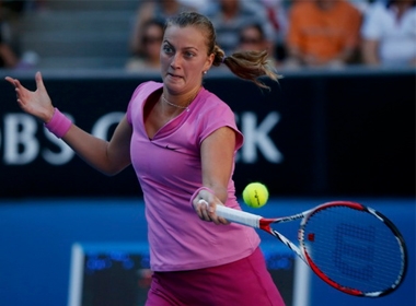 Petra Kvitova thất trận trong ngày khai mạc giải