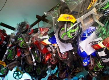 Đồ mã xa xỉ không phù hợp với người cõi âm.