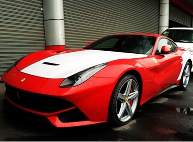 Siêu xe Ferrari F12 Berlinetta xuất hiện tại Hải Phòng