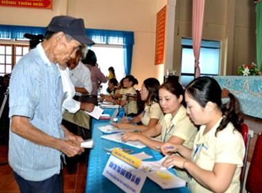 Mức đóng BHXH sẽ được điều chỉnh. (Ảnh minh họa)