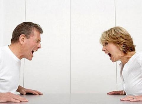 Có những điều tuyệt đối không nên nói với chồng