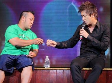  'Anh Hiều' đảm nhận vai trò MC cho liveshow của giọng ca 'Tìm lại bầu trời.