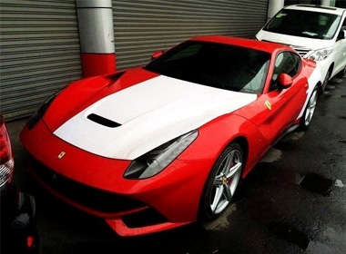 Siêu xe Ferrari F12 Berlinetta xuất hiện ở Hải Phòng