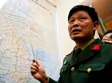 Đại tá Vũ Thế Chiến cho biết Việt Nam đã nhận được lời đề nghị hỗ trợ Malaysia về phương tiện tìm kiếm trên vùng biển Mã Lai. Ảnh: Nguyên Anh.