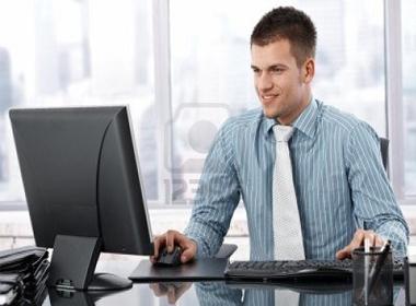 Kiểu ngồi làm việc thể hiện tính cách của bạn. (Ảnh minh họa)